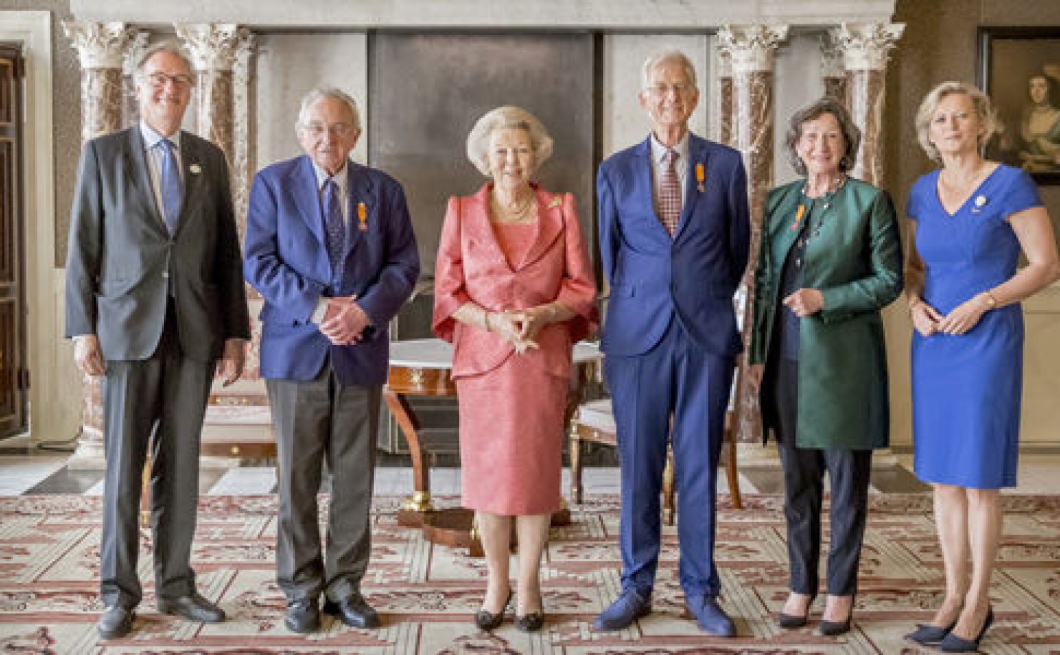 V.l.n.r. Alexander Rinnooy Kan (voorzitter Cultuurfonds), Jan Buisman, Prinses Beatrix, Pieter Breuker, Elise Wessels - Van Houdt en Adriana Esmeijer (directeur Cultuurfonds)