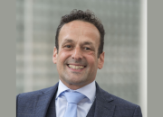 Marcel Bregman over fondsenwerving: ‘Als je ons steunt, steun je de hele regenbooggemeenschap’