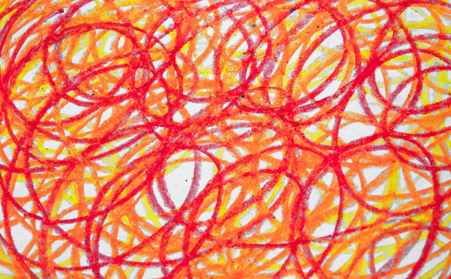 Tekening met rode kleuren en lijnen