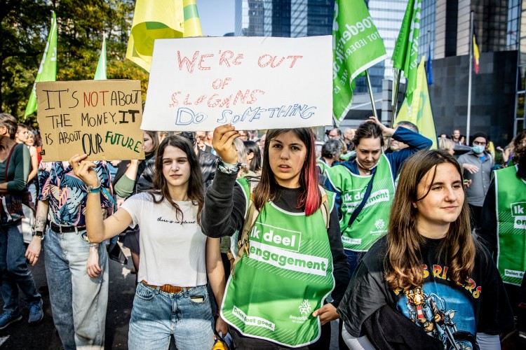 Broederlijk Delen ondersteunde een Klimaatmars in Brussel (2021) (C) Thomas de Boever