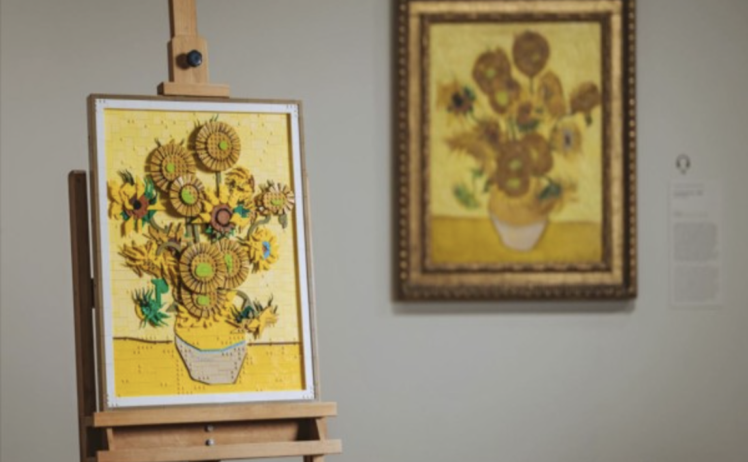 Van Gogh's Zonnebloemen in LEGO.