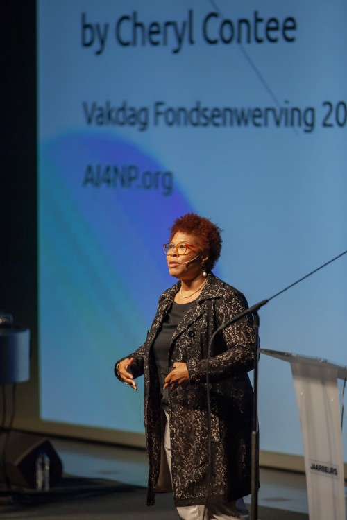 Cheryl Contee (C) Anneke Troost