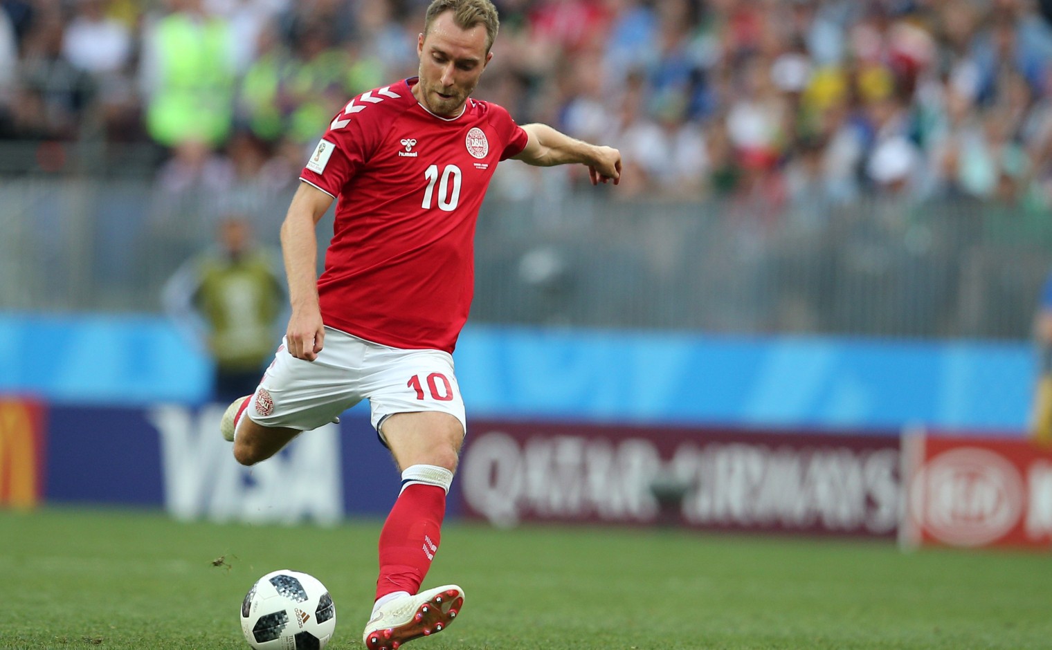 Christian Eriksen in het shirt van Denemarken tijdens een wedstrijd op het WK van 2018.