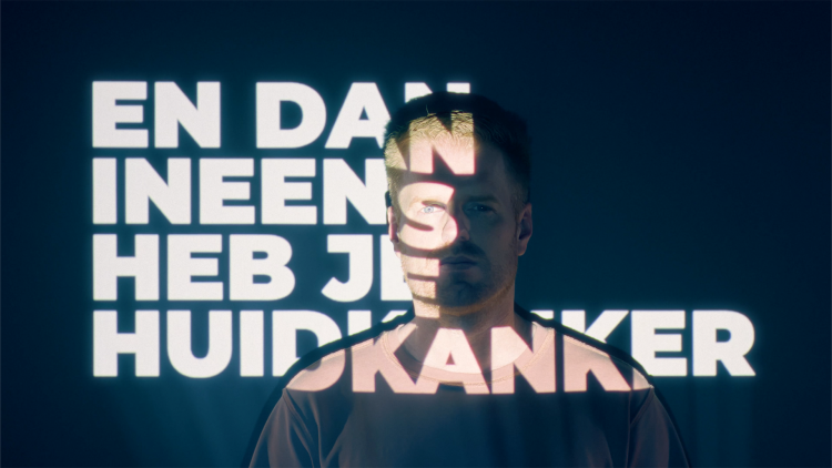Het Huidfonds richt zich op jongeren, buitensporters en buitenwerkers, die vaak risico lopen te verbranden (C) Huidfonds