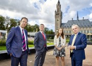 Follow the Money: Balkenendes Maatschappelijke Alliantie is vooral goed in oppoetsen