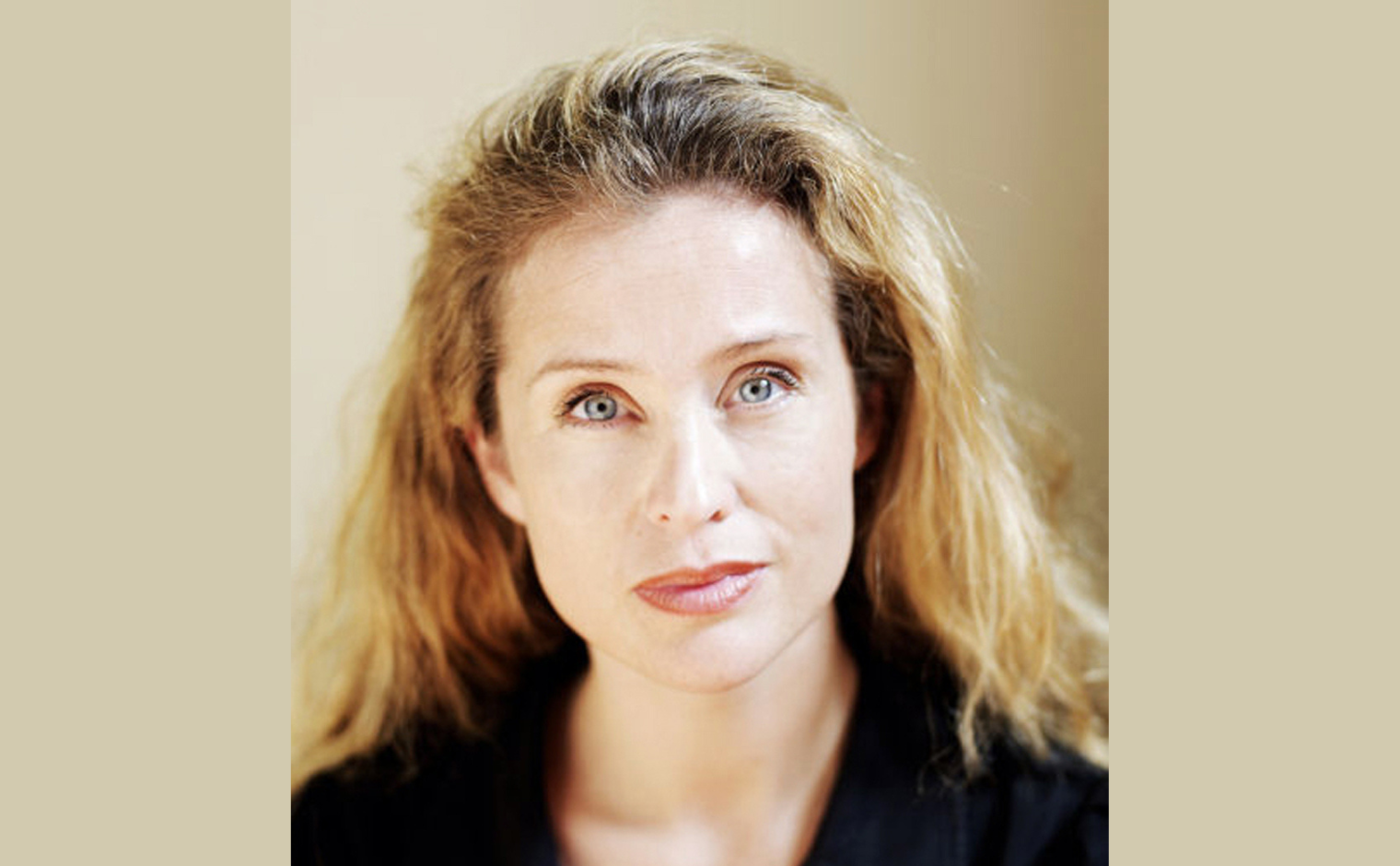 Willemijn Verloop verzorgt de sluiting van de Vakdag fondsenwerving 2024.