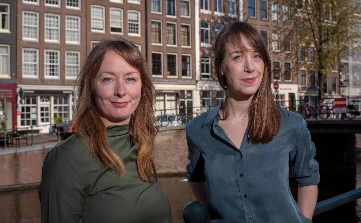 Elly Lont (Greenpeace, links) en Lena Vizy (Amnesty International) richtten legacygiving.eu op.