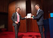 Geven in Nederland 2022: Bedrijfsleven had in 2020 groter aandeel in filantropie dan huishoudens