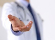 Rode Kruis opent hulplijn over coronavirus en mobiliseert burgerhulpnetwerk Ready2Help