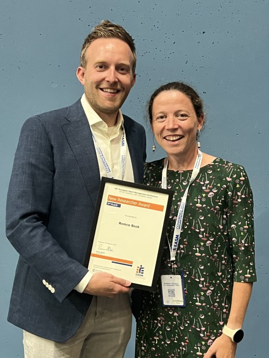 Onderzoeker Remco Beek ontving de ESMQ New Researcher Award Runner-up voor dit onderzoek
