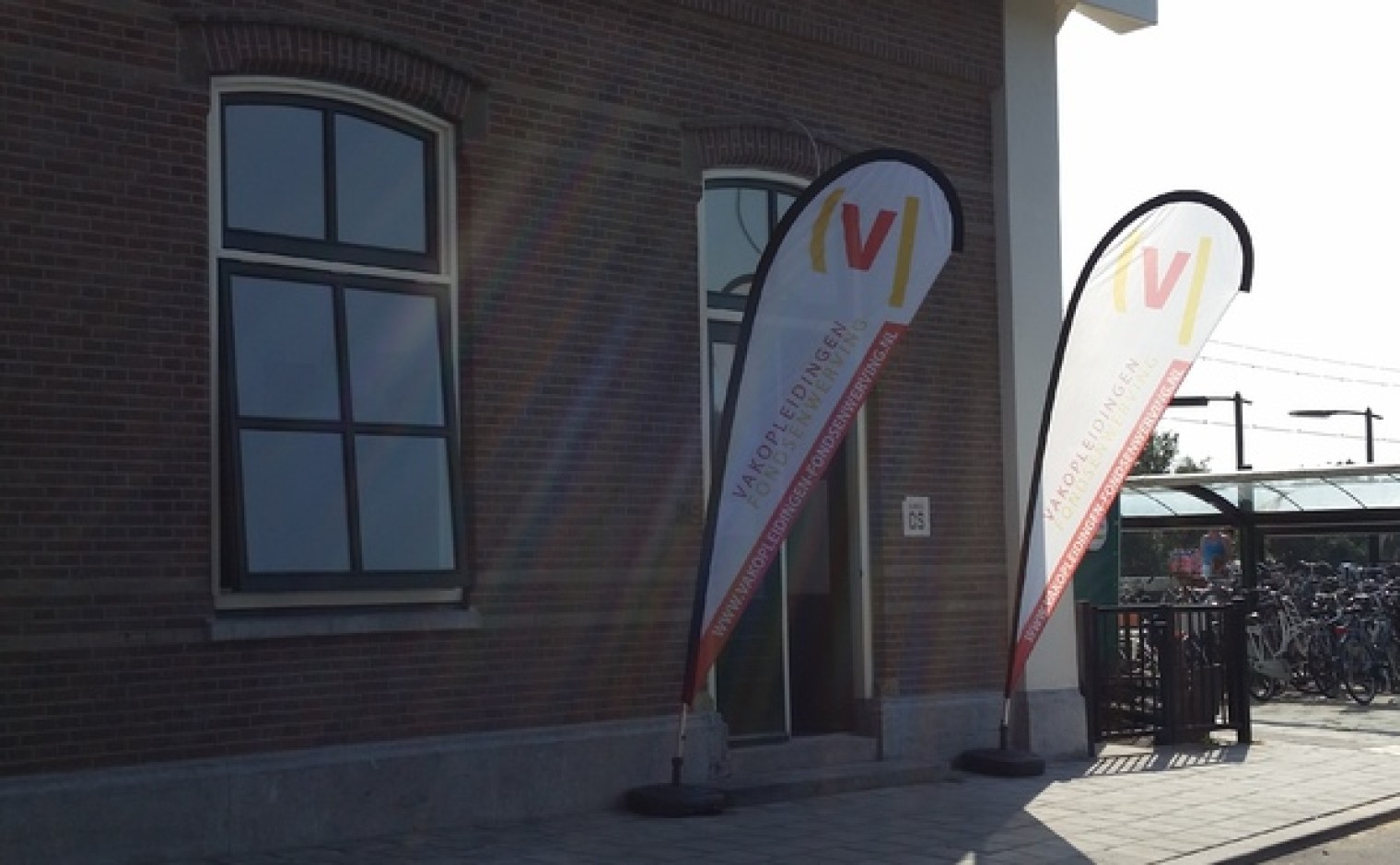 Ingang van Arkel CS.