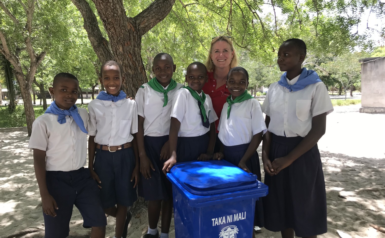 Linda Hummel tijdens haar werk voor Amref Health Africa