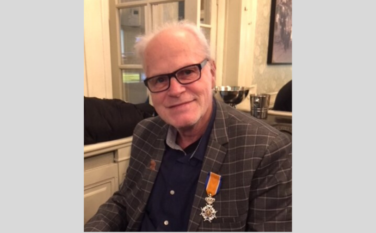 Maarten Stoopendaal, opricht Kika en Stichting DierenLot benoemd tot Ridder in de Orde van Oranje Nassau.