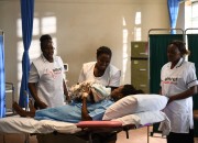 'We zwaaien de Flying Doctors uit': organisatie verder als Amref Health Africa