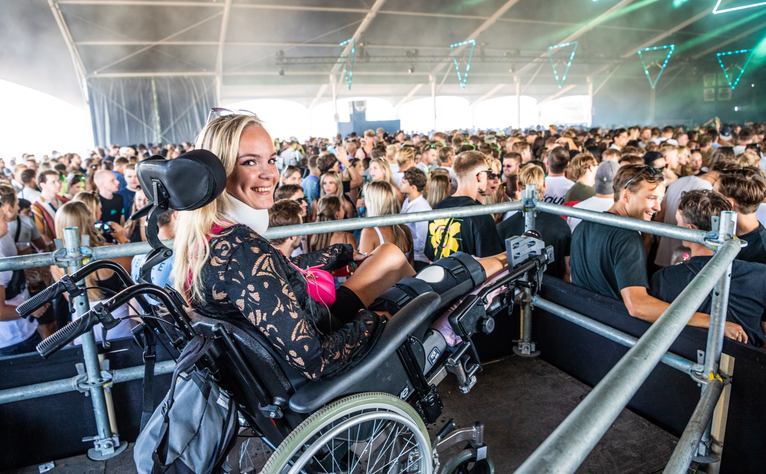 HandicapNL zet zich in om festivals, zoals STRAF_WERK Festival, toegankelijker te maken