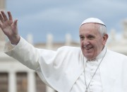 Paus Franciscus veilt zijn Lamborghini voor negen ton