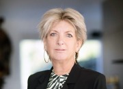 Tineke Ceelen zwaait af als directeur Stichting Vluchteling
